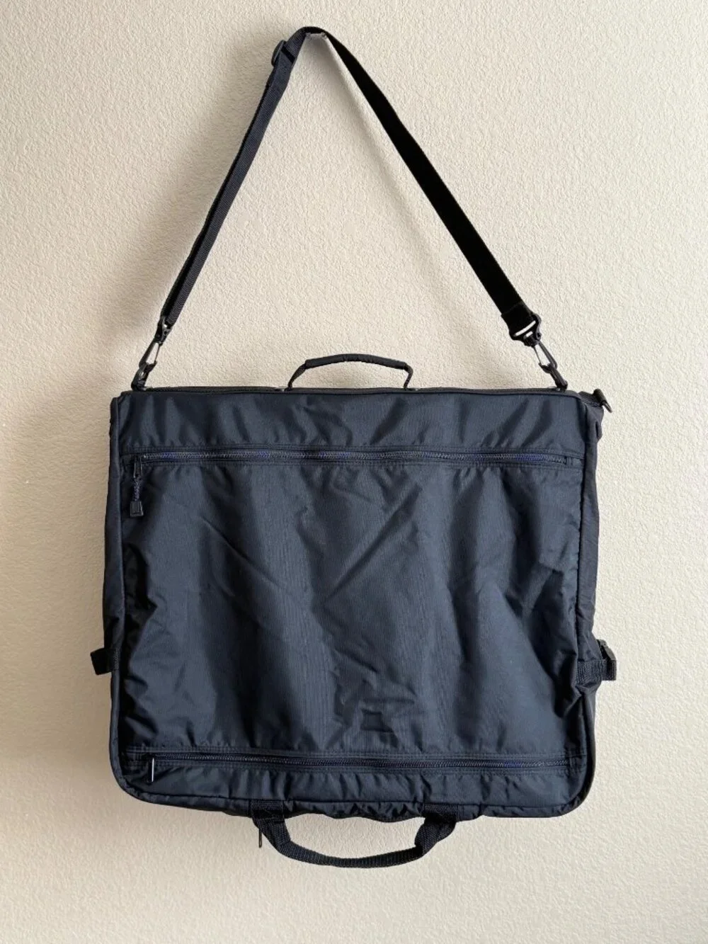 L.L. Bean Garment Travel Luggage Bag Shoulder Strap Black Style M541